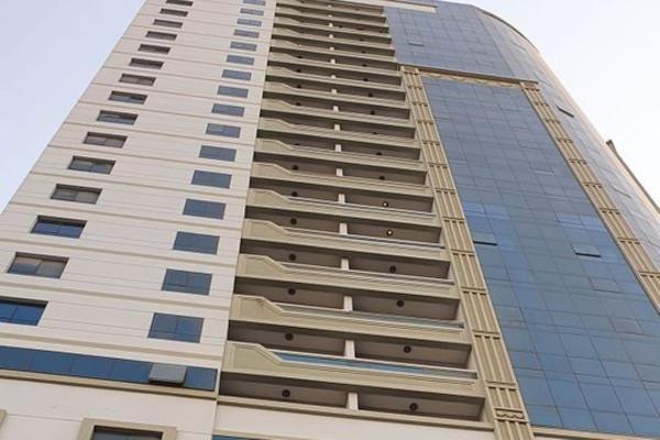 حادثه عجیب سقوط پیرزن از بالکن طبقه 19 حادثه عجیب سقوط پیرزن از بالکن طبقه 19