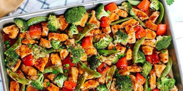 طرز تهیه خوراک مرغ و سبزیجات تابه ای طرز تهیه خوراک مرغ و سبزیجات تابه ای